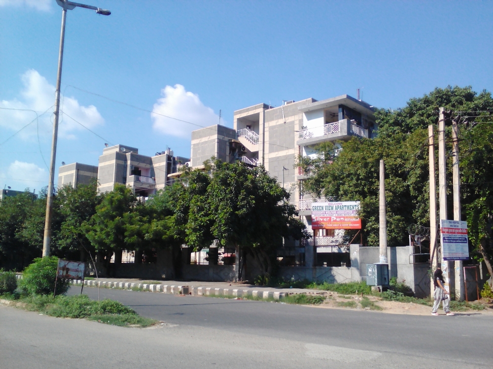 2 bhk flat for sale in Green View Apartments Sector 19 Dwarka Delhi